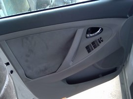2010 TOYOTA CAMRY, WHITE, LE, 2.5L, AT. Z25986